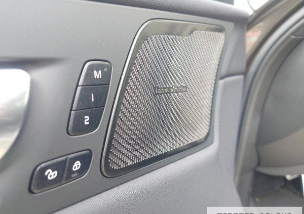 Volvo XC 60 cena 249900 przebieg: 70044, rok produkcji 2022 z Chodecz małe 704